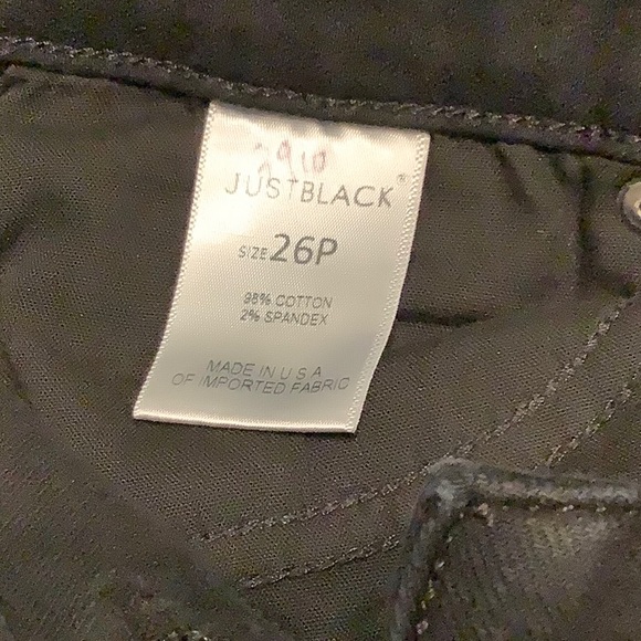 ❤️ JUST BLACK jeans slim legs, size 26P - Picture 5 of 7